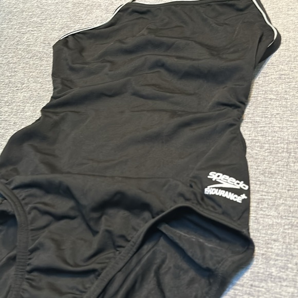 Speedo Solid Speedo® Endurance + Thin Strap, Black, Size 30 - Picture 6 of 7